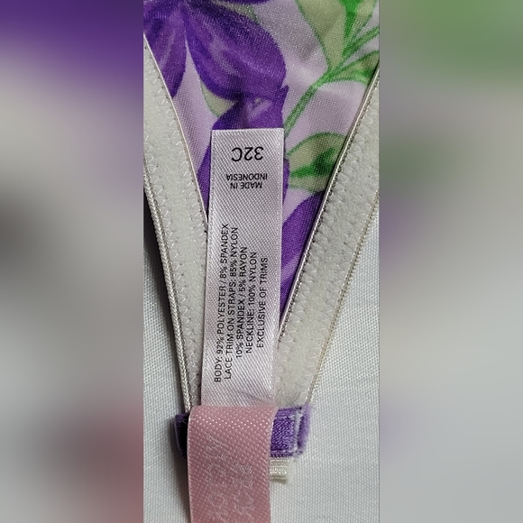 Victoria's Secret Balconette Bra 32C Lavender Floral Underwire - Picture 8 of 10